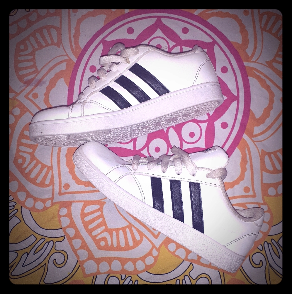 Boys size 3 Adidas shoes